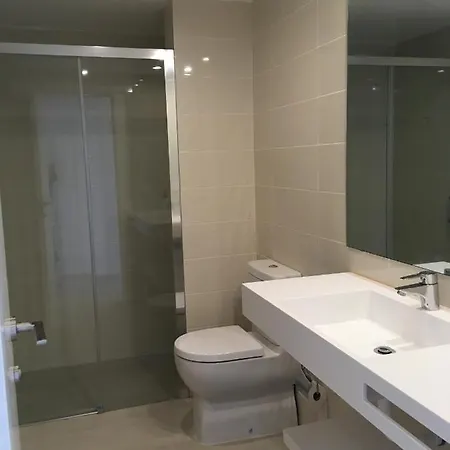 Ocean View Agustino 아파트 *